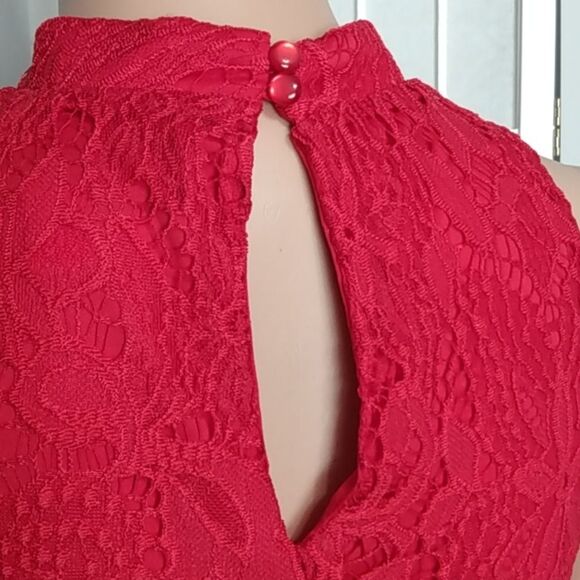 Blue Rain Sleeveless Red Lacey Floral Top - Picture 4 of 15